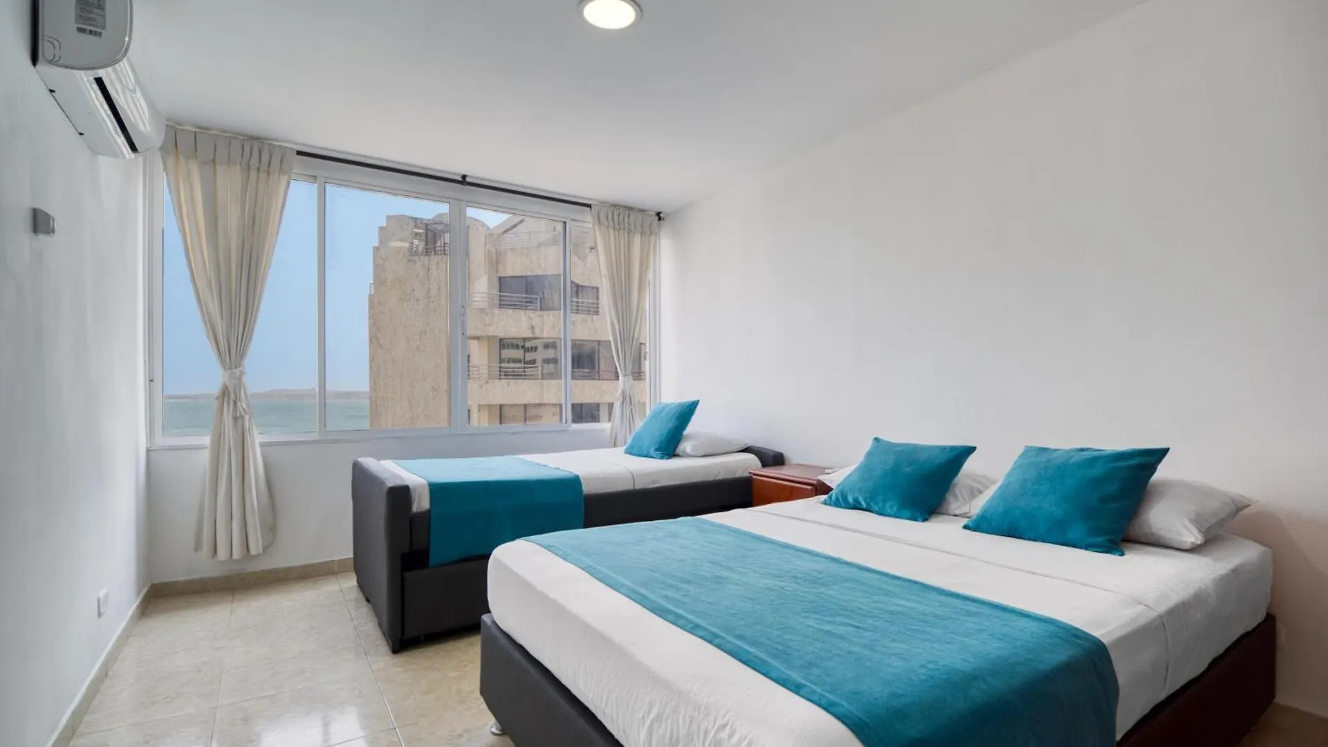 Lagos Y Mar Apartamentos Cartagena Apartment